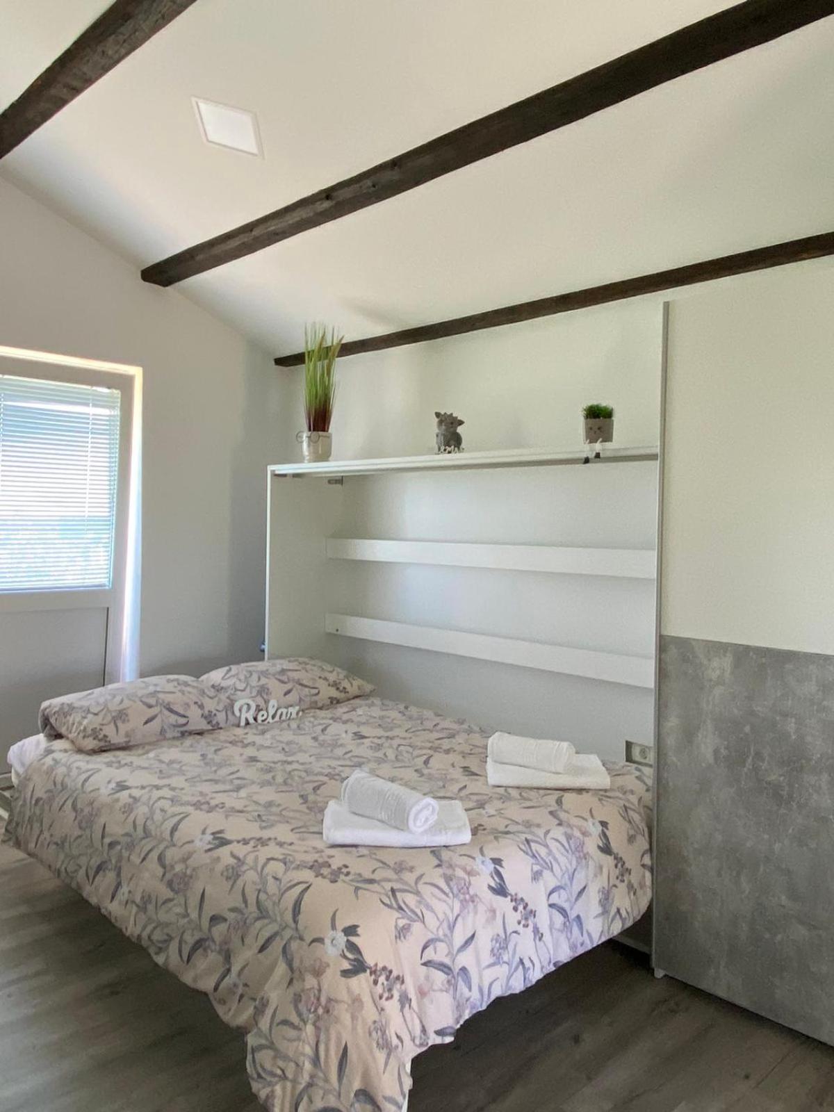 Apartma Vista Baredi 伊佐拉 外观 照片